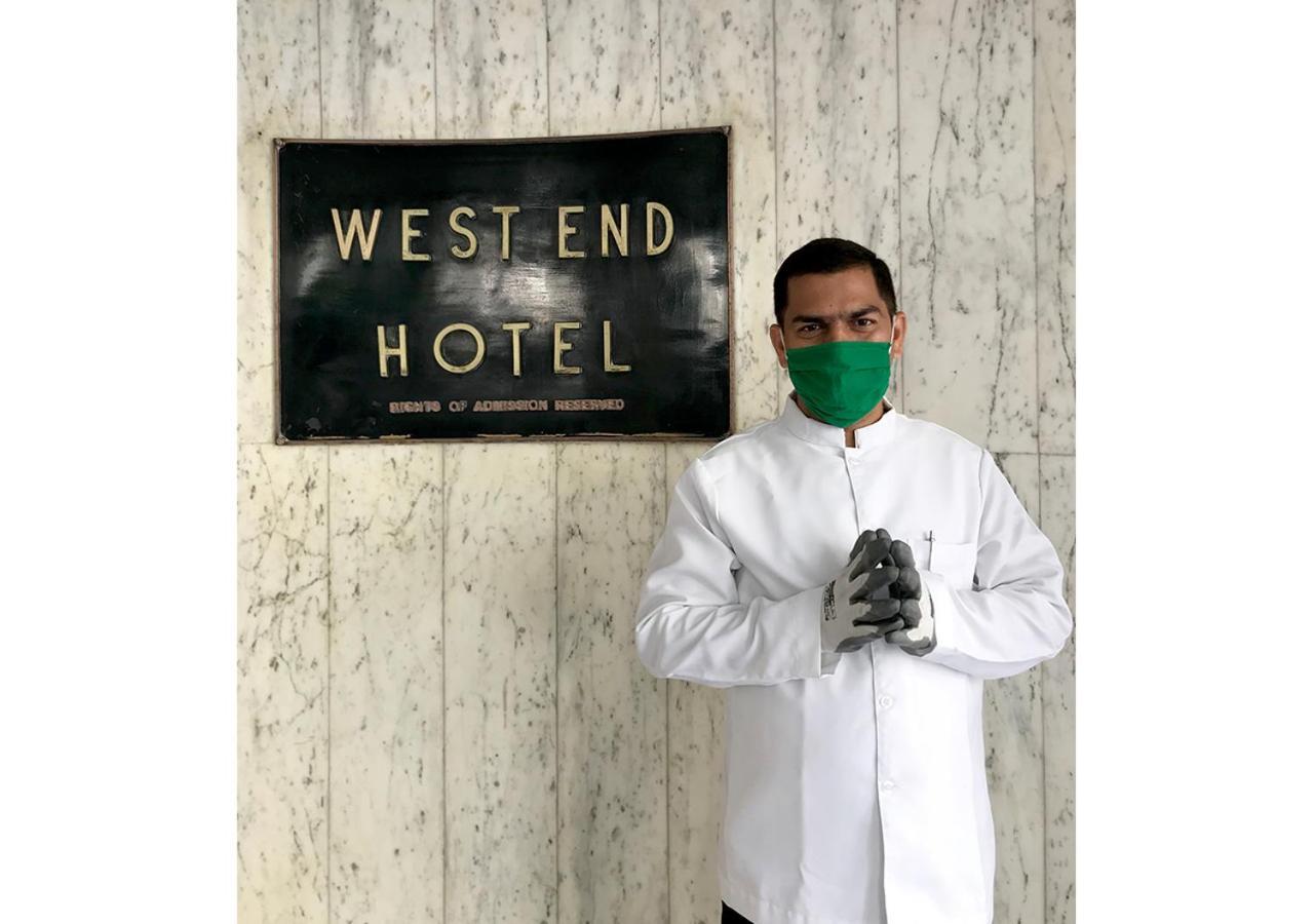 West End Hotel Mumbai  Buitenkant foto