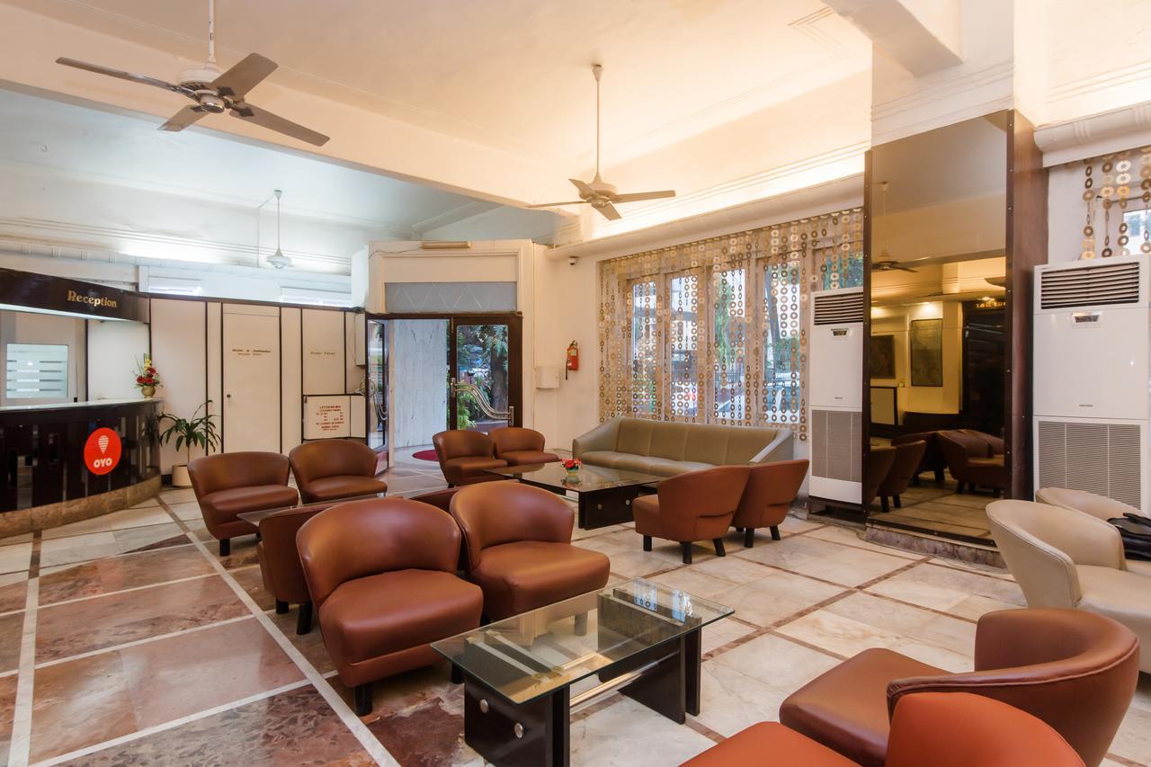 West End Hotel Mumbai  Buitenkant foto